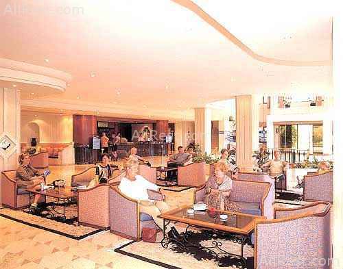 Azka Hotel 18